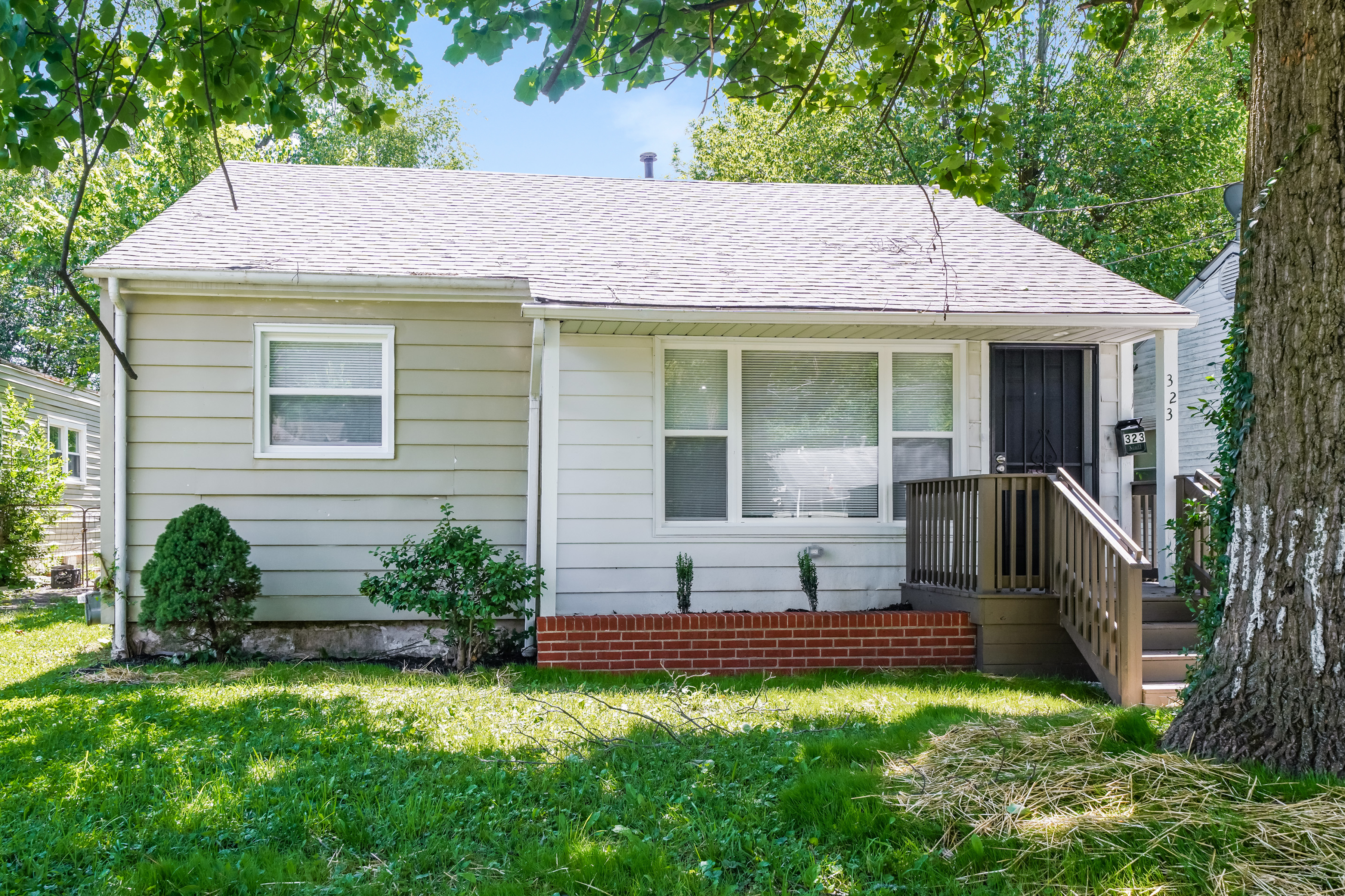 323 N 43Rd St Louisville, KY 40212